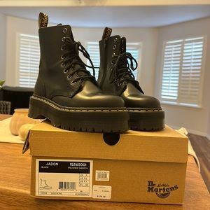 DR. MARTENS JADON BOOT SMOOTH LEATHER PLATFORMS